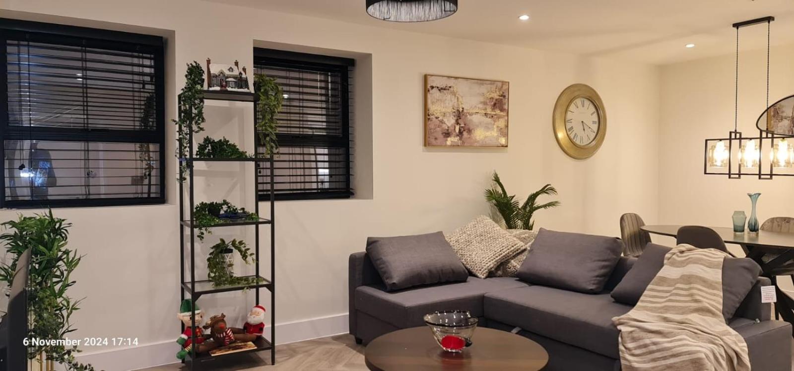 Apartment Parkside At *